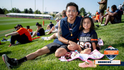 PHOTOS, Broncos kick off 2022 training camp