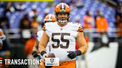 Browns Agree to Deal With Center Pocic