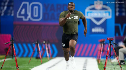 Fastest Offensive Linemen 40-Yard Dash Times in NFL Combine History