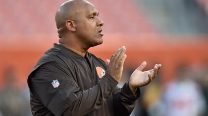 Daily Dawg Tags: Longtime Cleveland Browns announcer calls it a career