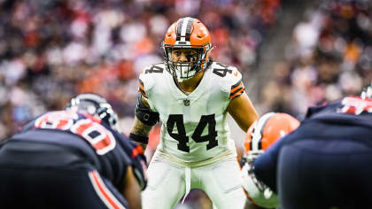 I'm digging Sione Takitaki's hair. It's giving the Jets band vibe from the  1980's : r/Browns