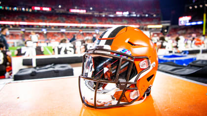 Coronavirus: Cleveland Browns down four wide receivers following positive  test, NFL News