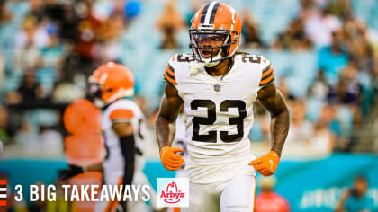 Browns rookies shine -- and one wins a bet -- in preseason debut