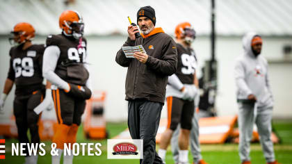 Cleveland Browns new QB coach Drew Petzing adjusts to new QB room