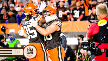 CLEVELAND, OH - OCTOBER 31: Cleveland Browns running back D'Ernest Johnson ( 30) caries the football during the fourth quarter of the National Football  League game between the Cincinnati Bengals and Cleveland Browns