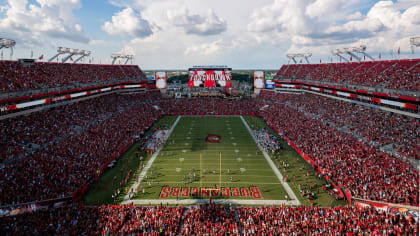 Tampa Bay Bucs to play first two games with no fans at stadium