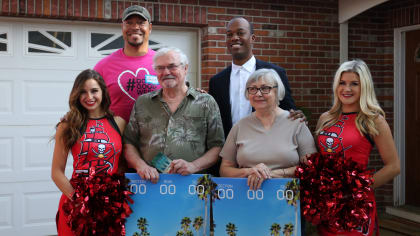 Vincent Jackson Continues To Salute Military Families