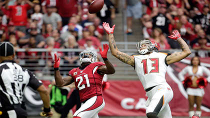 Download Tyrann Mathieu in front of the Arizona Cardinals Stadium