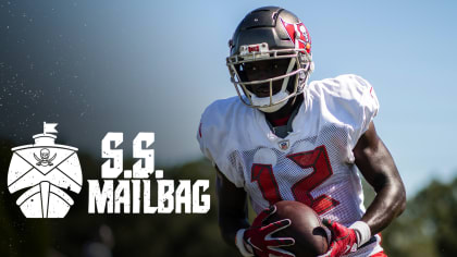 Mailbag: Middle of the D being emphasized?