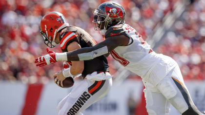 Nothing is holding back the Bucs' Jason Pierre-Paul