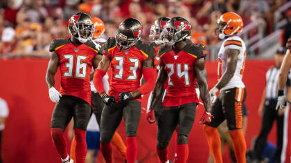 Tailgreeter - Cleveland Browns vs Tampa Bay Buccaneers