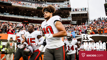 Rookie QB, McDaniel win preseason debut at Buccaneers