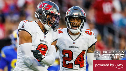 Bucs' Tristan Wirfs looks fine on the left in debut at new position