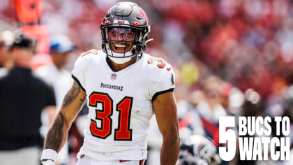 Tampa Bay Buccaneers linebacker Markees Watts (58) rushes the quarterback  during an NFL preseason football game against the Pittsburgh Steelers,  Friday, Aug. 11, 2023, in Tampa, Fla. (AP Photo/Peter Joneleit Stock Photo  - Alamy