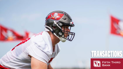 Bucs sign offensive lineman Luke Goedeke to rookie contract