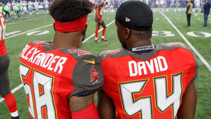 Bucs choose Bruce Carter to replace Kwon Alexander (w/video)