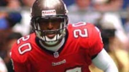 Tiki Barber will join his brother, Ronde, on Fox broadcast for Bucs-Giants