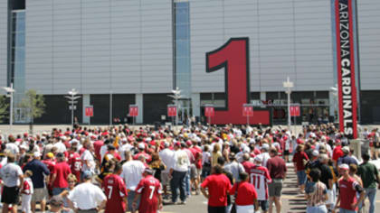 Arizona Cardinals at State Farm Stadium - Explore Surprise