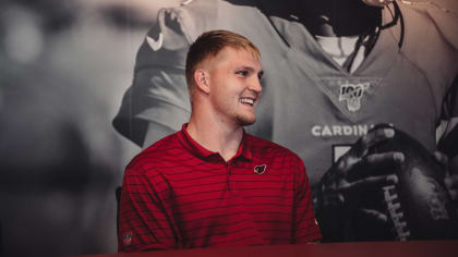 Trey McBride Signed Arizona Cardinals Jersey (Beckett) 2022 2nd Round –