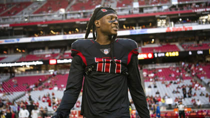 Could DeAndre Hopkins play the waiting game before signing?