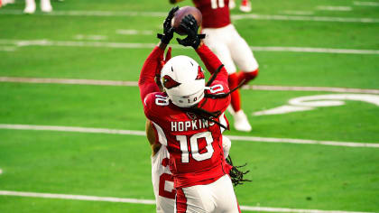 DeAndre Hopkins a WR former Cardinal Kurt Warner would keep around