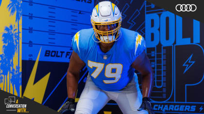 Chargers' Trey Pipkins separating himself in right tackle competition