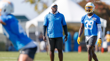 Best slo-mo shots from Week 2 of Raiders 2022 Training Camp