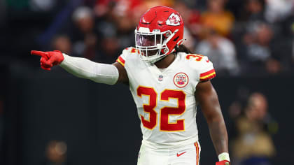 Chiefs' Nick Bolton embraces green-dot role Week 1 vs. Cardinals -  Arrowhead Pride