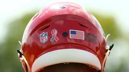 Cowboys feature red stripe on helmet as part of NFL's Salute to