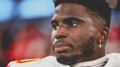 Chiefs trade WR Tyreek Hill to Miami Dolphins