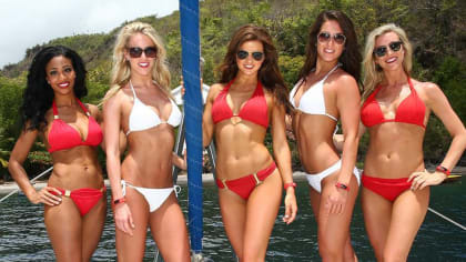 TENNESSEE TITANS CHEERLEADERS 2010 SWIMSUIT CALENDAR: Various