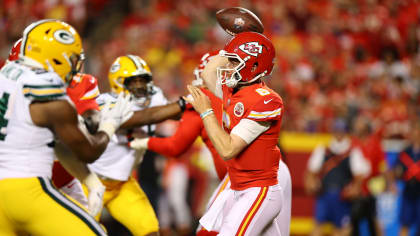 Chiefs honor Dawson, beat Packers 17-10 in preseason finale