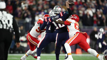 New England Patriots fall to Chiefs as 21-game home win streak snapped