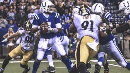 November 12, 2017: Indianapolis Colts cheerleader performs during NFL  football game action between the Pittsburgh Steelers