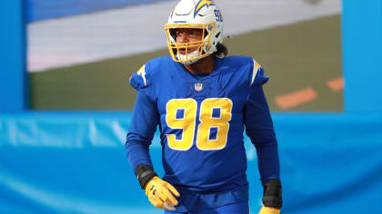 GLENDALE, AZ - DECEMBER 25: Indianapolis Colts Defensive End Isaac Rochell  (91) during an NFL, Ameri