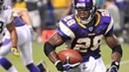 Report: Former Vikings RB Adrian Peterson contemplating next