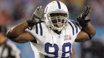 Jim Irsay: Robert Mathis Might Not Return Until November