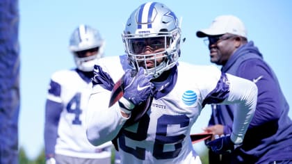 Cowboys promote rookie RB, a sign injured Elliott won't play