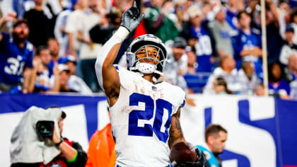 Dallas Cowboys running back Tony Pollard (20) in the backfield