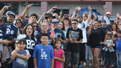 People of El Paso are amazing': Former Dallas Cowboys QB visits