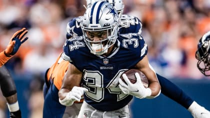 Dallas Cowboys running back Malik Davis (34) jogs to the next