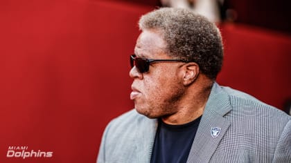 Miami Dolphins to hire former Oakland Raiders GM Reggie McKenzie