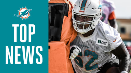 The Bengals claimed guard Shaq Calhoun from the Miami Dolphins