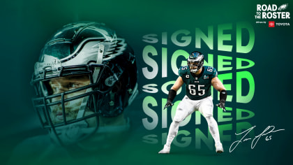 Eagles sign Lane Johnson to new contract