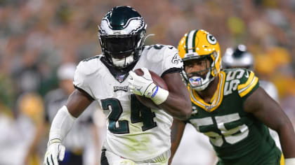 Fantasy football: Carson Wentz slips, Miles Sanders and Jordan Howard rise