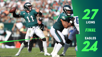 Offense erupts as Eagles rip Lions, 56-21