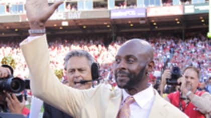 Hall of Famer and former San Francisco 49ers wide receiver Jerry Rice  speaks during a ceremony to retire his jersey number during halftime of an  NFL football game between the 49ers and