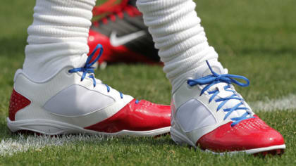 Michael Crabtree Wears Air Jordan 11 Low PE Cleats