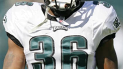 Brian Westbrook takes place in Eagles Hall of Fame