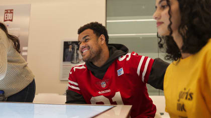 Arik Armstead Welcomes Girl's Inc. for a Lesson on STEAM Careers